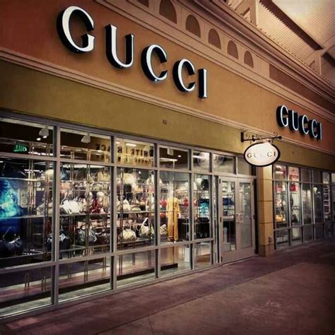 is it cheaper at the outlet gucci store|gucci outlet clearance cheap.